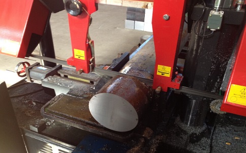 吉首卧式带锯床加工时出现明显振荡如何排查？